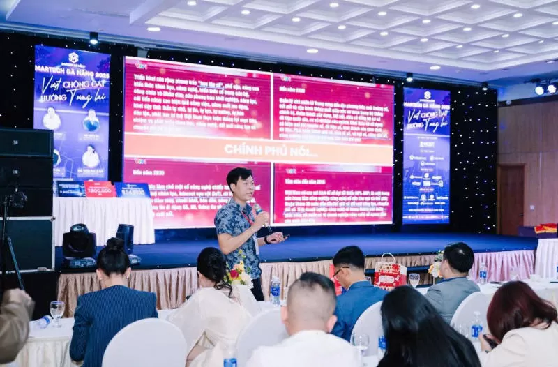 DỪNG LẠI – QUAN SÁT – BỨT PHÁ!