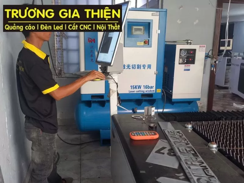 Cắt laser CNC & Uốn hông chữ tự động