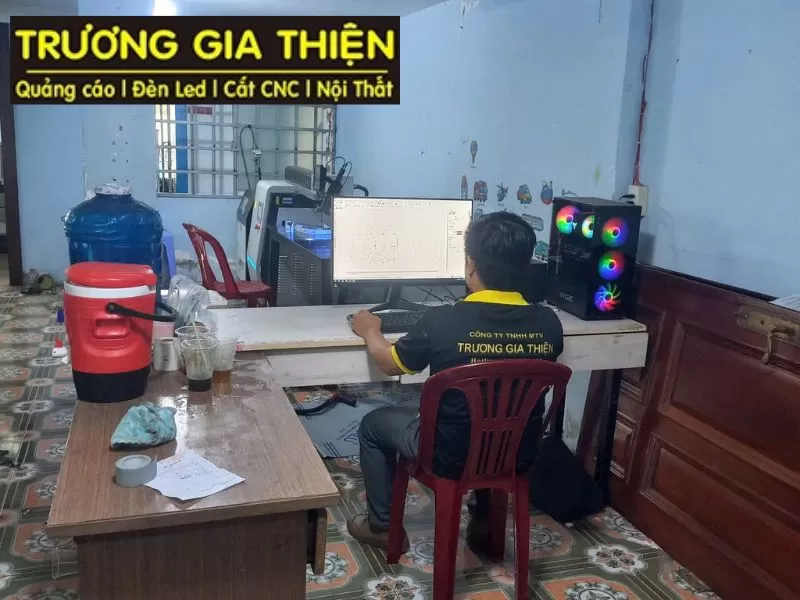 Thiết kế trên máy tính